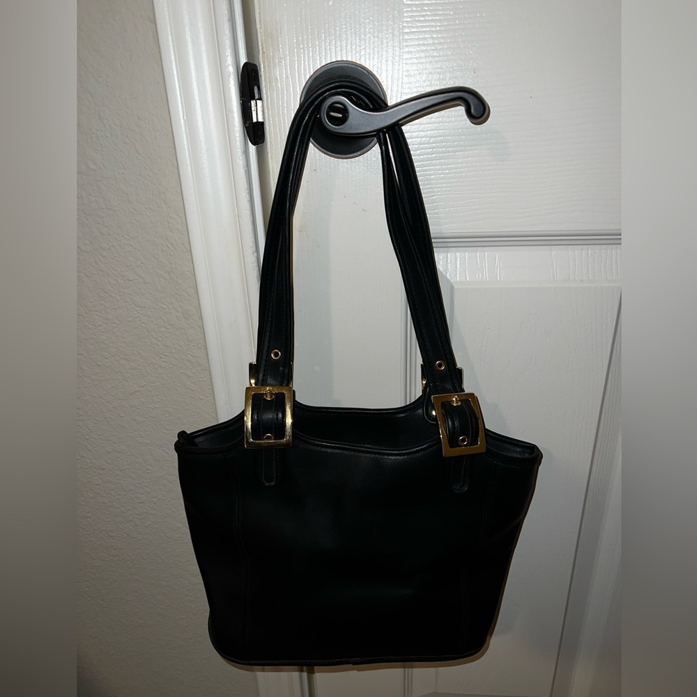 Black legacy style medium sized tote EUC